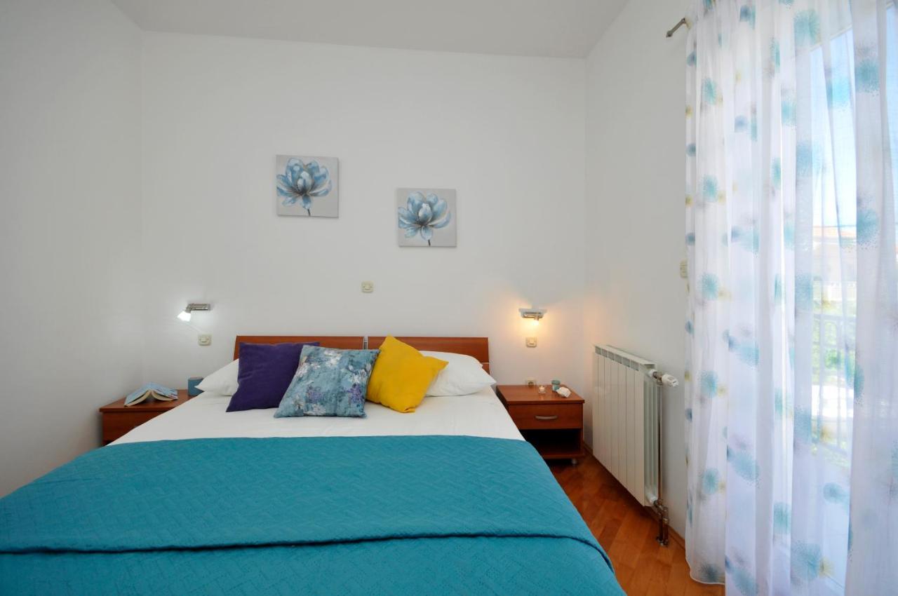 Apartments Roza Trogir Exterior foto
